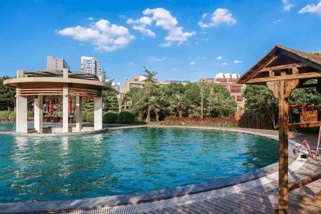 Suzhou Phoenix Hotspring Resort Zhangjiagang Buitenkant foto